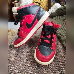 Nike Air Jordan 1 Mid Reverse Bred Sz 1 Youth